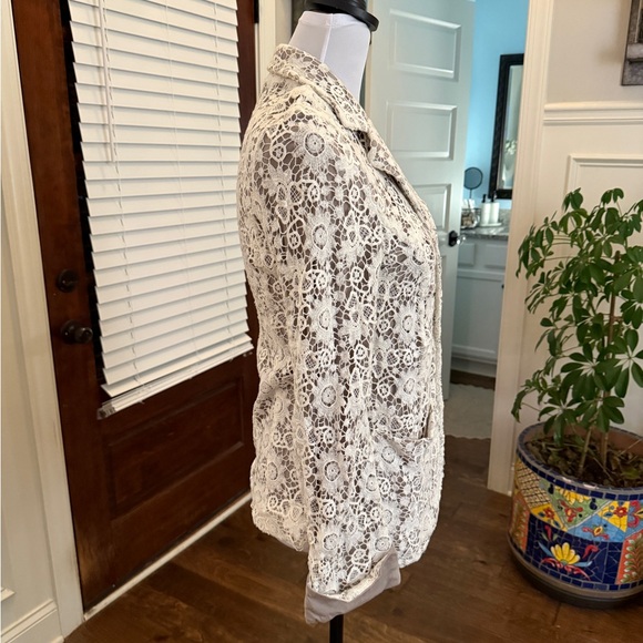 Comme Toi EUC Unique Anthropologie Elegant Lace Women's Jacket with Pockets - Picture 3 of 6